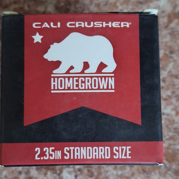 Cali crusher HOMEGROWN HERB GRINDER